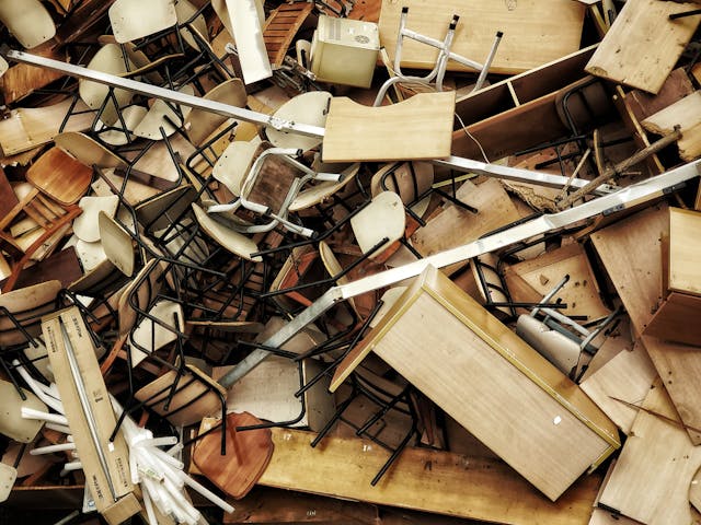 Can Scrap Wood Go in Recycling? Complete Guide